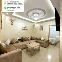 Appartement moderne & calme Clim Wifi TV connectée Plage à pied, hotel v destinácii Saidia 