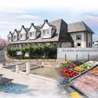 Platán Apartmanház: Balatongyörök şehrinde bir otel