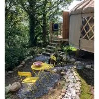 Fabulous Glamping Yurt, hotel v destinácii Bantry