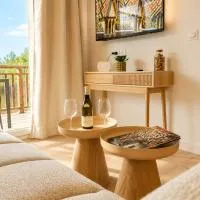 Chez Marcel - Cosy en famille - Piscine & Sauna, hotel v destinaci Levernois
