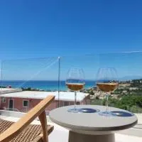 Miranda Haus, hotelli kohteessa Arillas