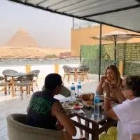 Basha Pyramids Best View, отель в городе Giza