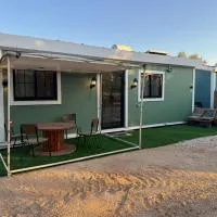 הבקתה של גדי: Kfar Yehezkel şehrinde bir otel