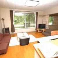 民宿やまのほ, hotel en Engaru