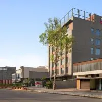 Ramada Encore by Wyndham Chandigarh Zirakpur, hotel di Zirakpur