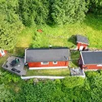Viesnīca Cozy cabin overlooking Tinnsjøen lake pilsētā Fagerstrand