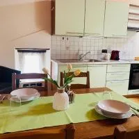 Chiasso Swiss Apartment by RentuGoo Travel, hotell sihtkohas Chiasso