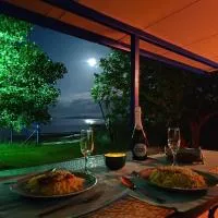 Aviator's Seafront Escape, Hotel in Ágios Nikólaos