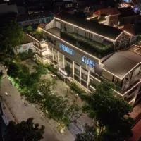 Indigen Riverside Hotel Cao Bang, מלון בקאו באנג