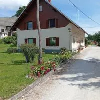 Studio pr Vok, hotell i Lesce