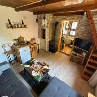 Slatina में, होटल Two Olives Vacation Homes