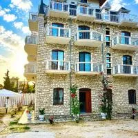 The White Troy, hotel v destinácii Sarandë