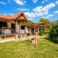Berovo में, होटल Villa Indigo