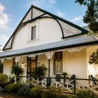 Albert Manor guest house, hotel em Ladismith