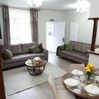 Clayton House, hotel di Clayton