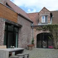 De Sjeiven Dorpel, hotel u gradu Maaseik