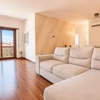 Panorama Penthouse in the Center of Tempio Pausania, hotell i Tempio Pausania