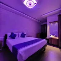 Hotel Grand Vista, hotell i Cochin