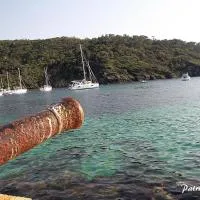 La MAISON du PORT, hotel din Port-Cros