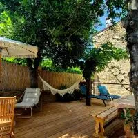 La terrasse du Canigou, hotel v destinaci Clara