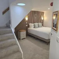 Dunderry Lodge Luxury Suites, hótel í Navan