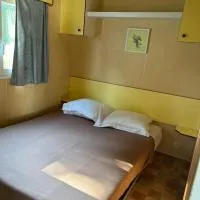 Mobilhome 2 chambres, hotel em Savenay