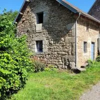 La Petite Ferme d'Autrefois, hotel en Saint-Georges-Nigremont