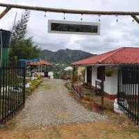 Altos del paraíso, hotel in Fúquene