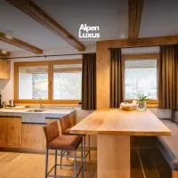 RACING Suite - Terrace & Sauna Access, hotel sa Kleinboden