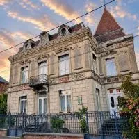 Le Petit Chateau, hotel u gradu Saint-Michel
