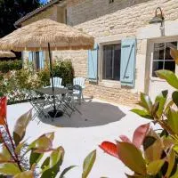 Chambres d'hôtes climatisées Au Petit Bonheur, hotel din Lorigné