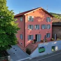 Ca' Lodola, hotel em Borzano