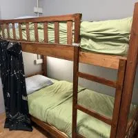 5 Minutes Away Airport Lodge, hotel en Putatan