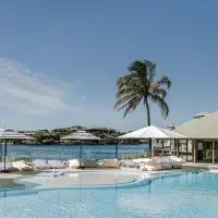 트윈 워터스에 위치한 호텔 Novotel Sunshine Coast Resort