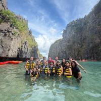 Byaheros Travel and Tours, hotel in El Nido