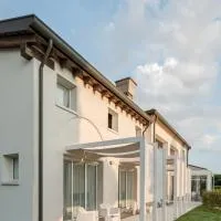 Hotel Villa Mary، فندق في ميرانو