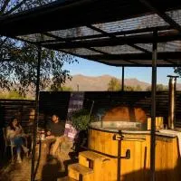 Hijuelas에 위치한 호텔 Lodge Rincon Nativo