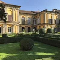 Palazzo Negri Dosi – hotel w mieście Pontremoli