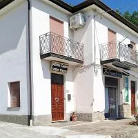 VillaTresa, hotel din CastellʼUmberto