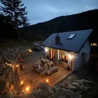 Domek pod Głazami, hôtel à Ostre