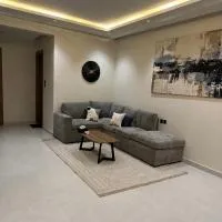 غرفه وصاله بتصميم راقي وفندقي, hotel Burajdában