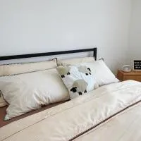 The Cozy Ensuite near Perth Airport CBD and Beach, hotell i Perth