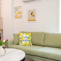 Green Almond's Family Apartment, hotel u gradu Orfánion