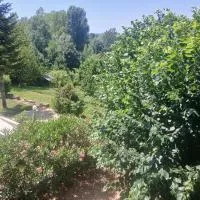 Gite Atchoum, отель в городе Hostun