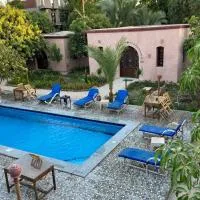 El Juneina Villas - Luxury Oasis with Pool near Valley of the Kings, hotel Luxorban