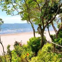 Xalli Beach Hotel โรงแรมในAltagracia