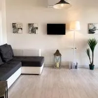 두나 베르데에 위치한 호텔 Duna Verde Oasis - Villa a due piani con giardino e piscina