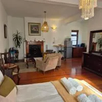 Open plan apartment in Muizenberg, hotel di Muizenberg