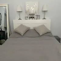 Spacious Double Studio-style room, hotel en Orpington