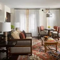 Plaza la Reina, hotel i Los Angeles